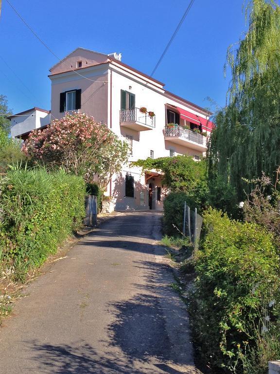 Casa Sul Monte D'Oro Apartamento Scauri  Exterior foto