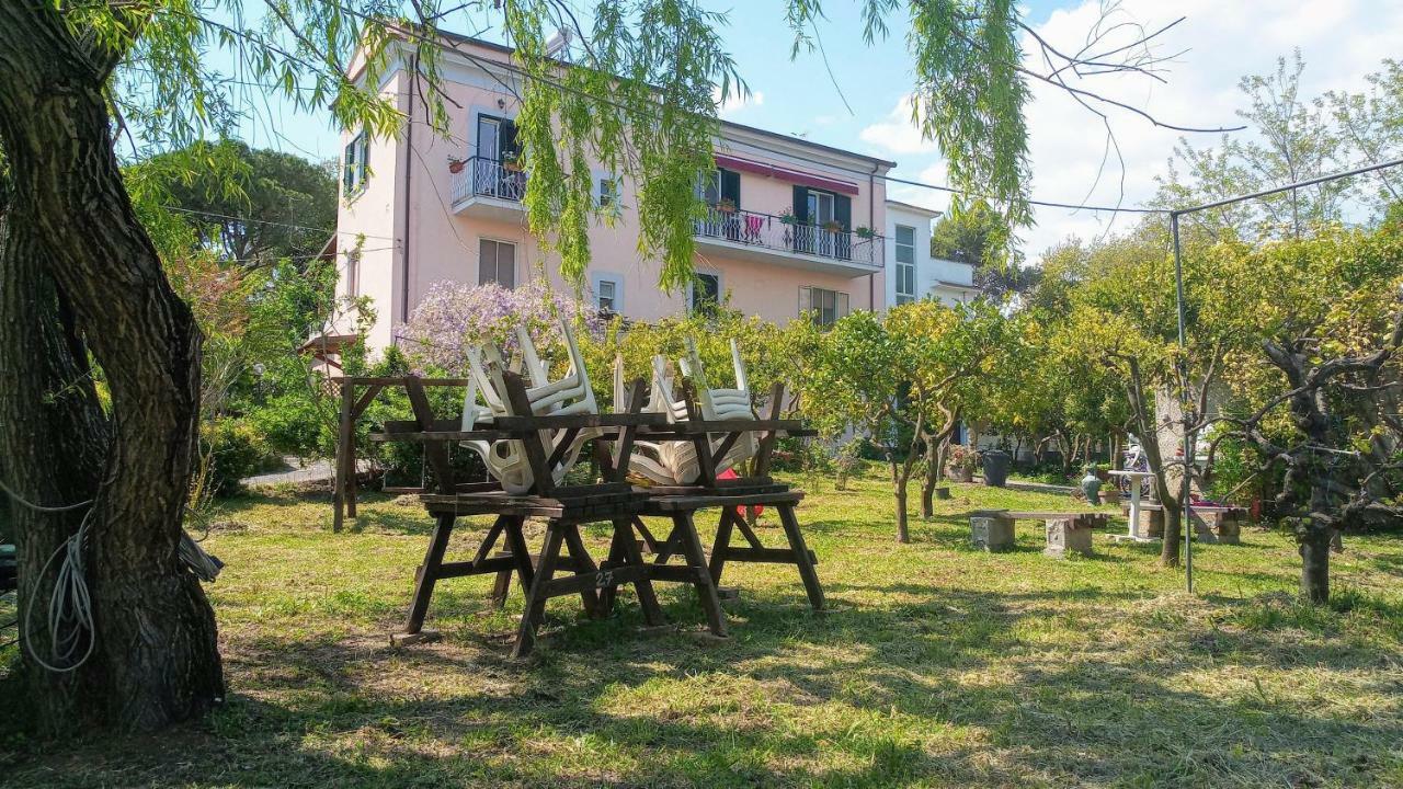 Casa Sul Monte D'Oro Apartamento Scauri  Exterior foto